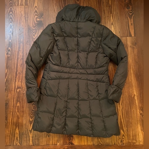 COLE HAAN Women’s Winter Coat Chocolate Brown Down Jacket Puffer Coat - Picture 3 of 4